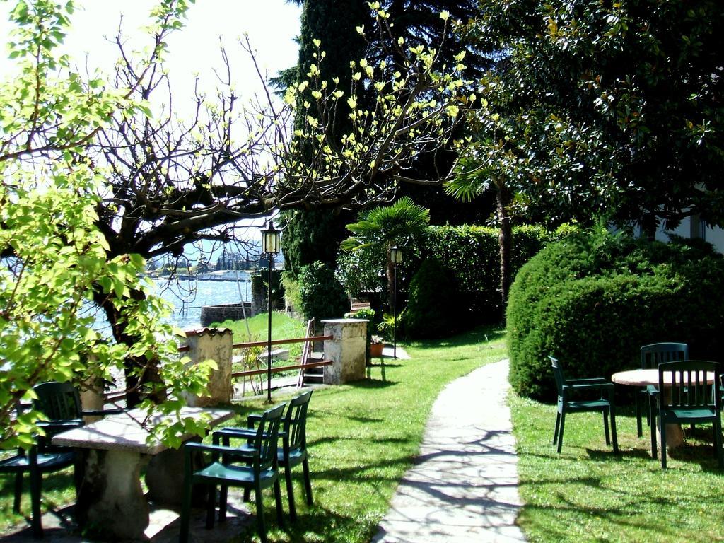 Garden Rooms 1 เมนาจโจ ภายนอก รูปภาพ